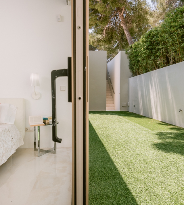 Resa estates Ibiza villa for sale modern dutch bedroom 4.jpg